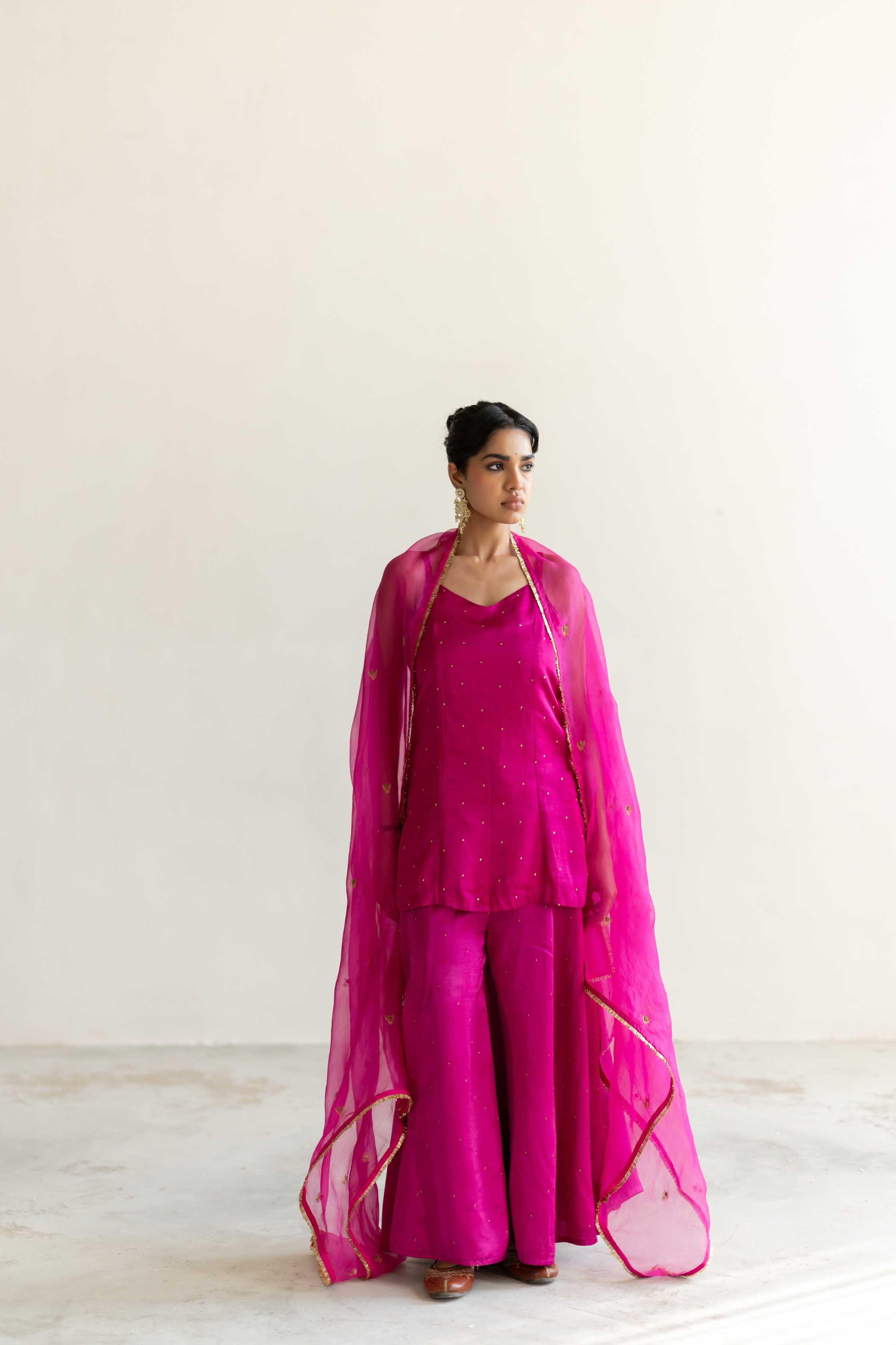 Rani Pink Noora Odhani