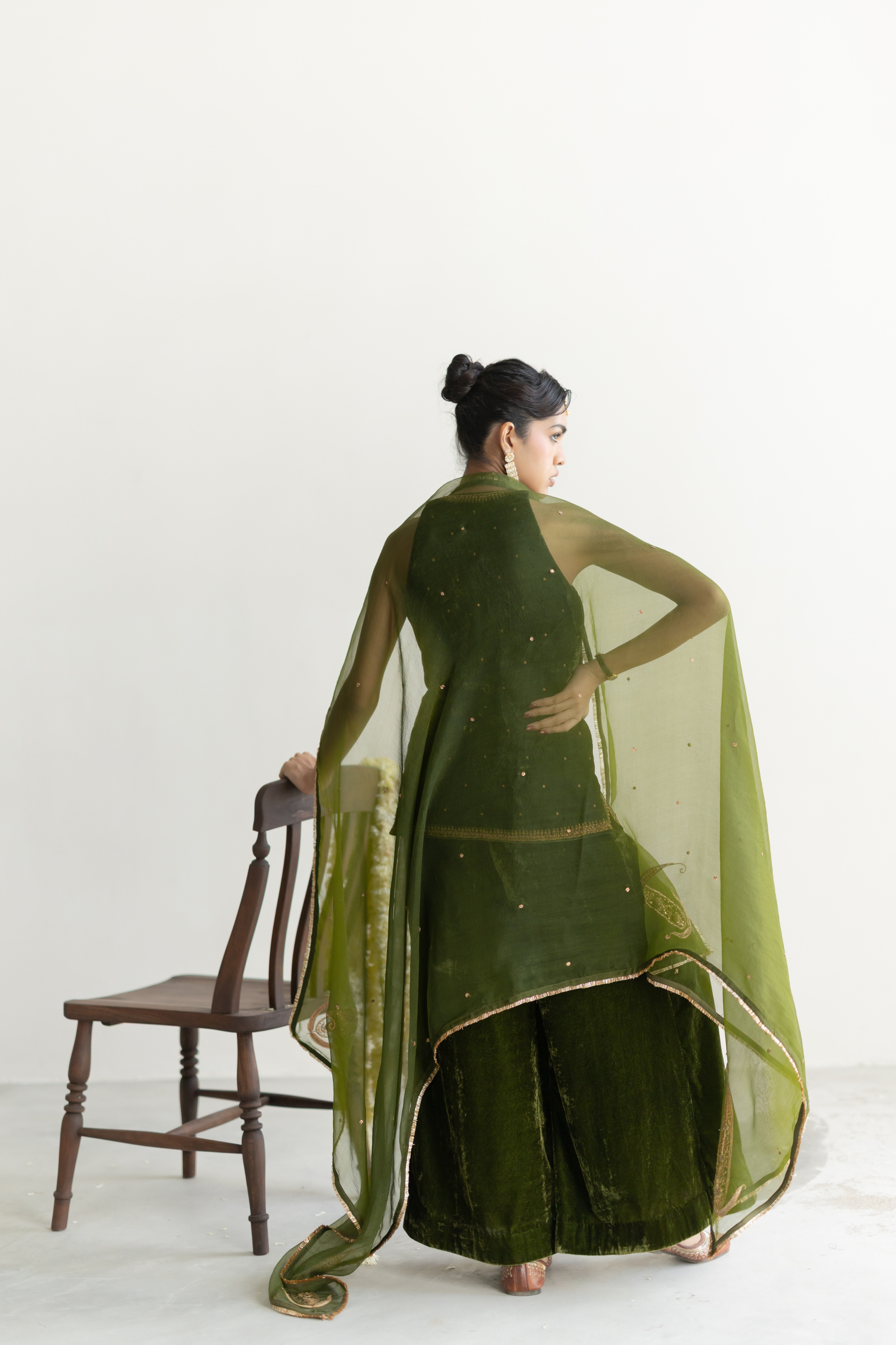 Olive Saanjh Gharara with Ambi Odhani