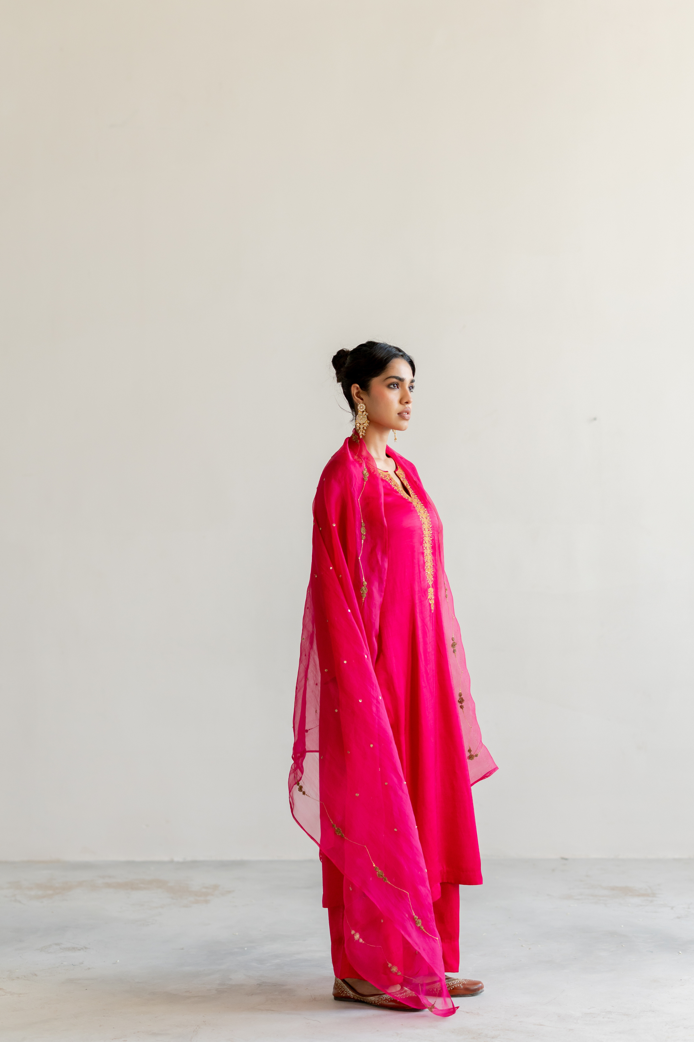 Rani Pink Ambar Kurta set with Neelam Odhani