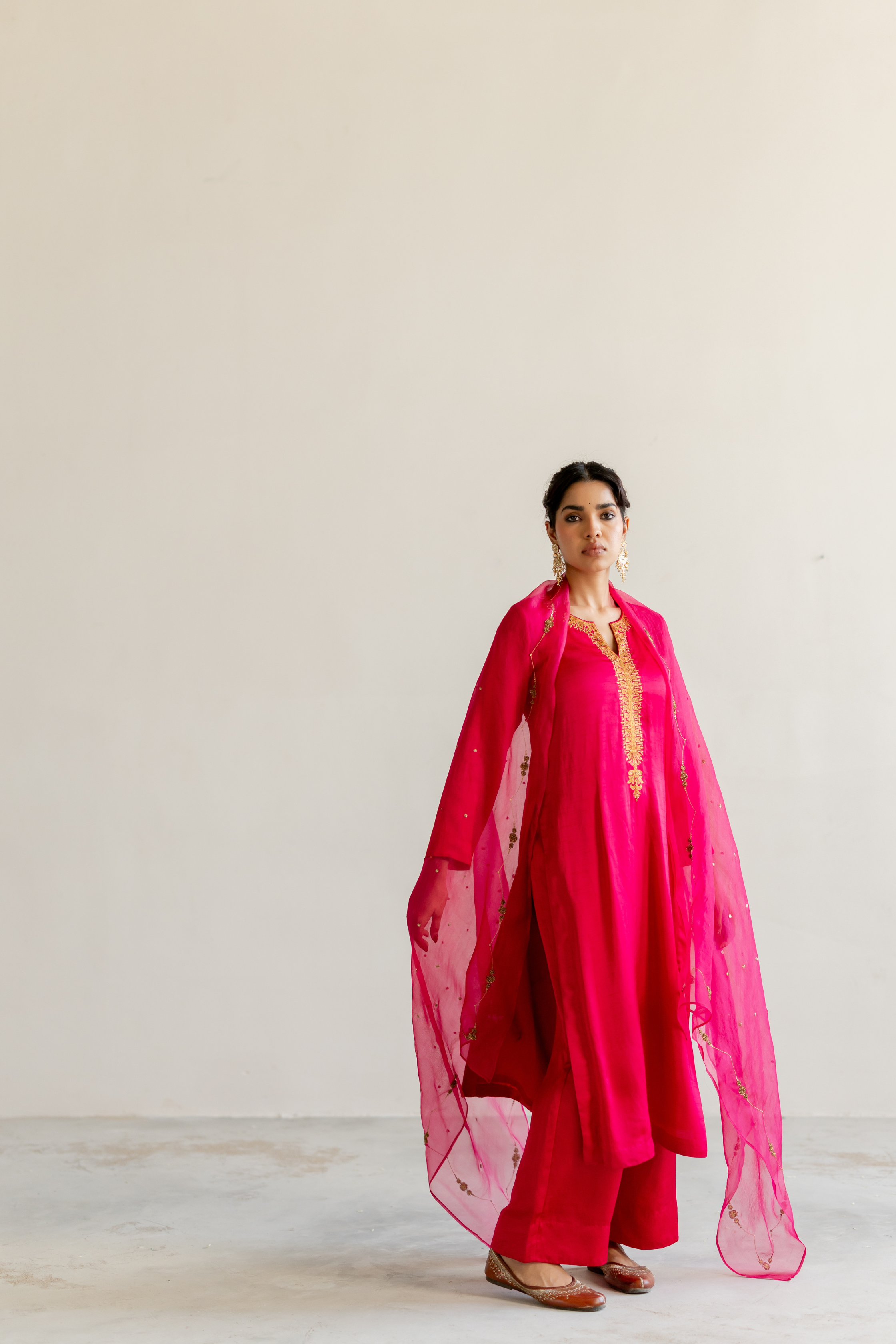 Rani Pink Ambar Kurta set with Neelam Odhani