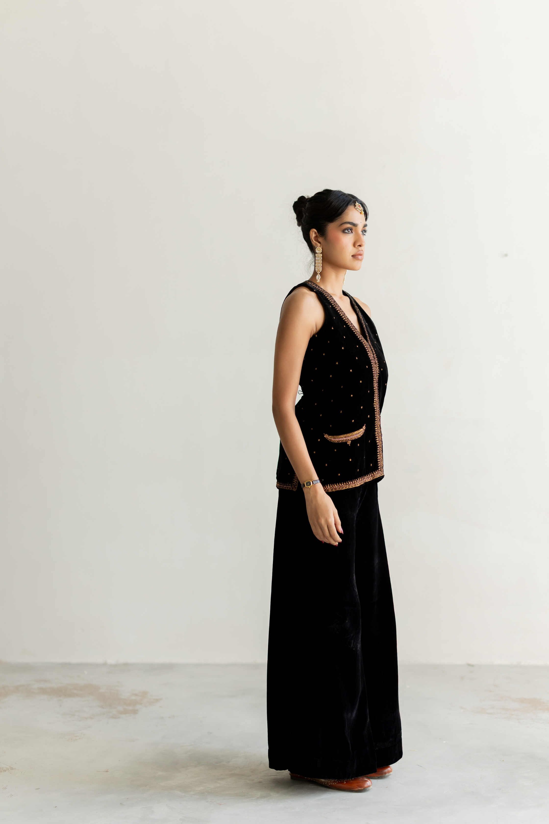 Black Velvet Saanjh Gharara