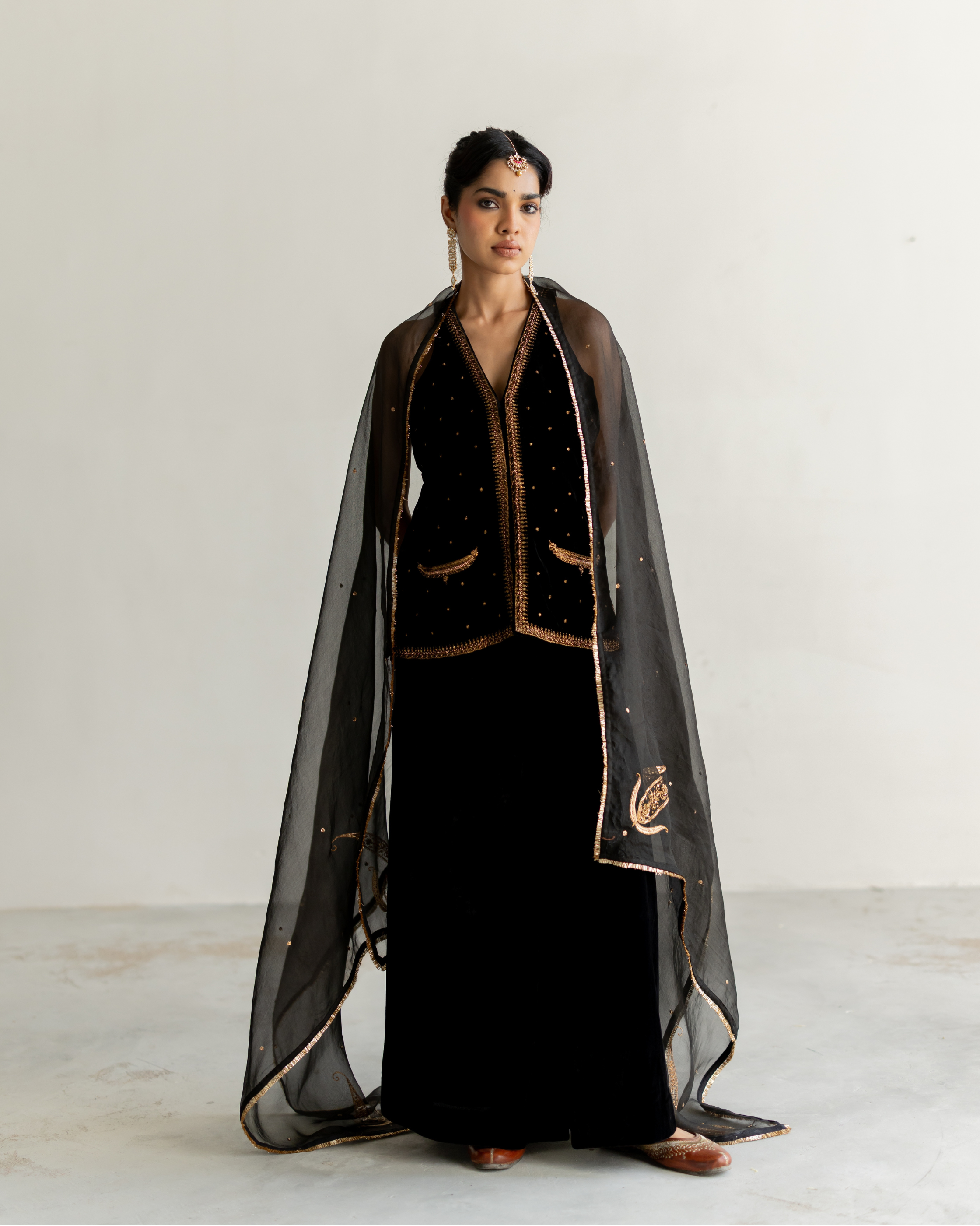 Black Velvet Saanjh Gharara with Ambi Odhani