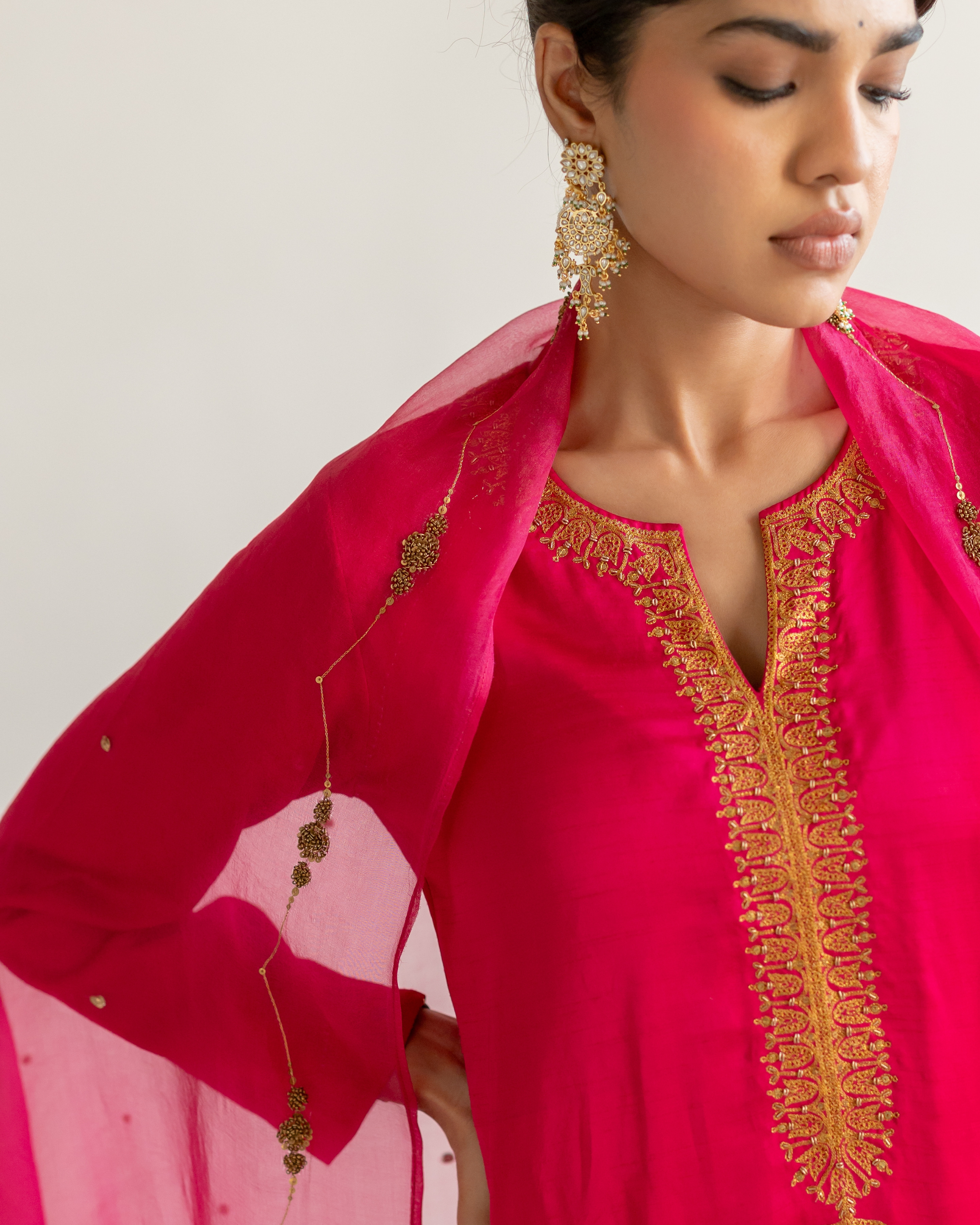 Rani Pink Ambar Kurta set with Neelam Odhani