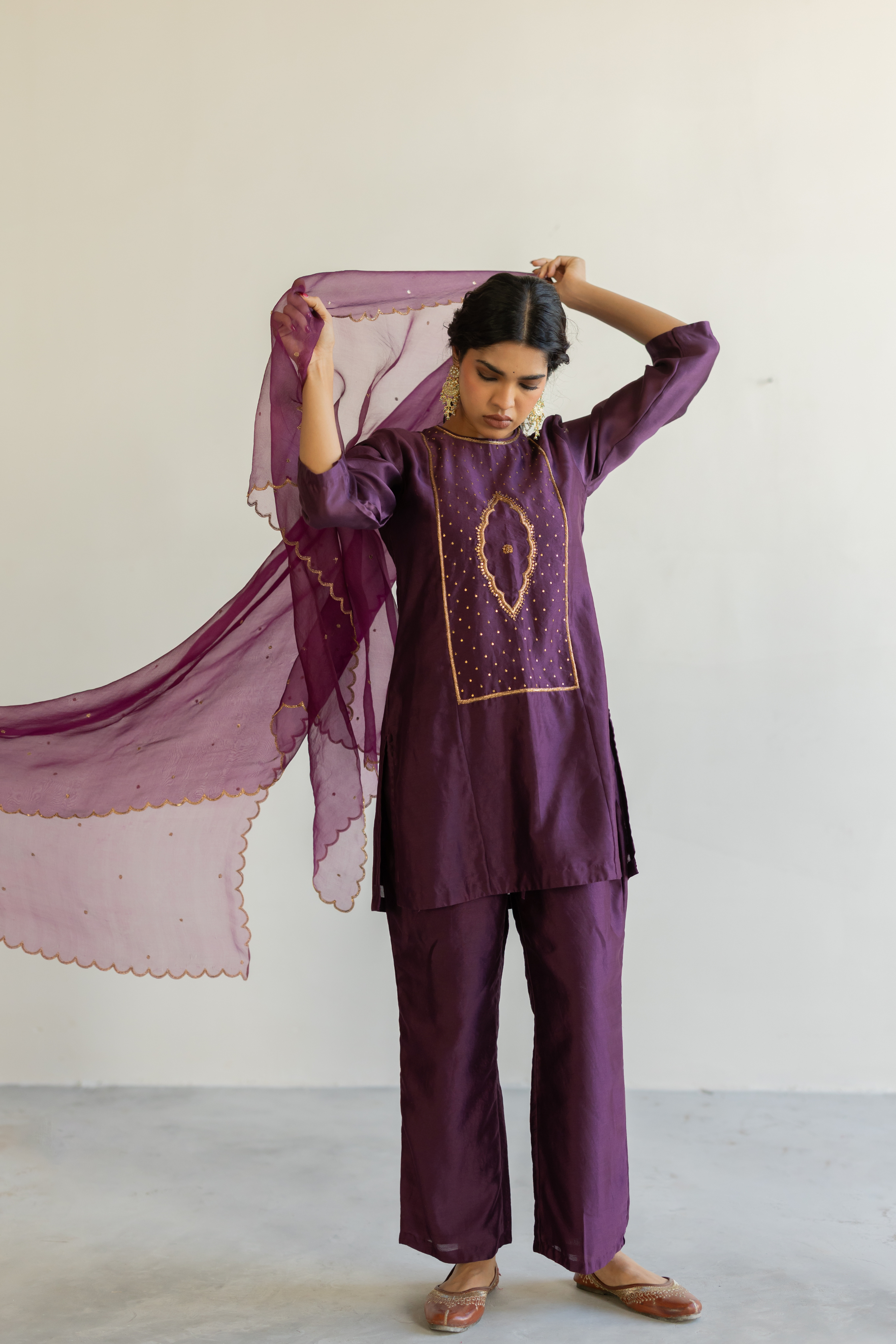 Aubergine Sitara odhani