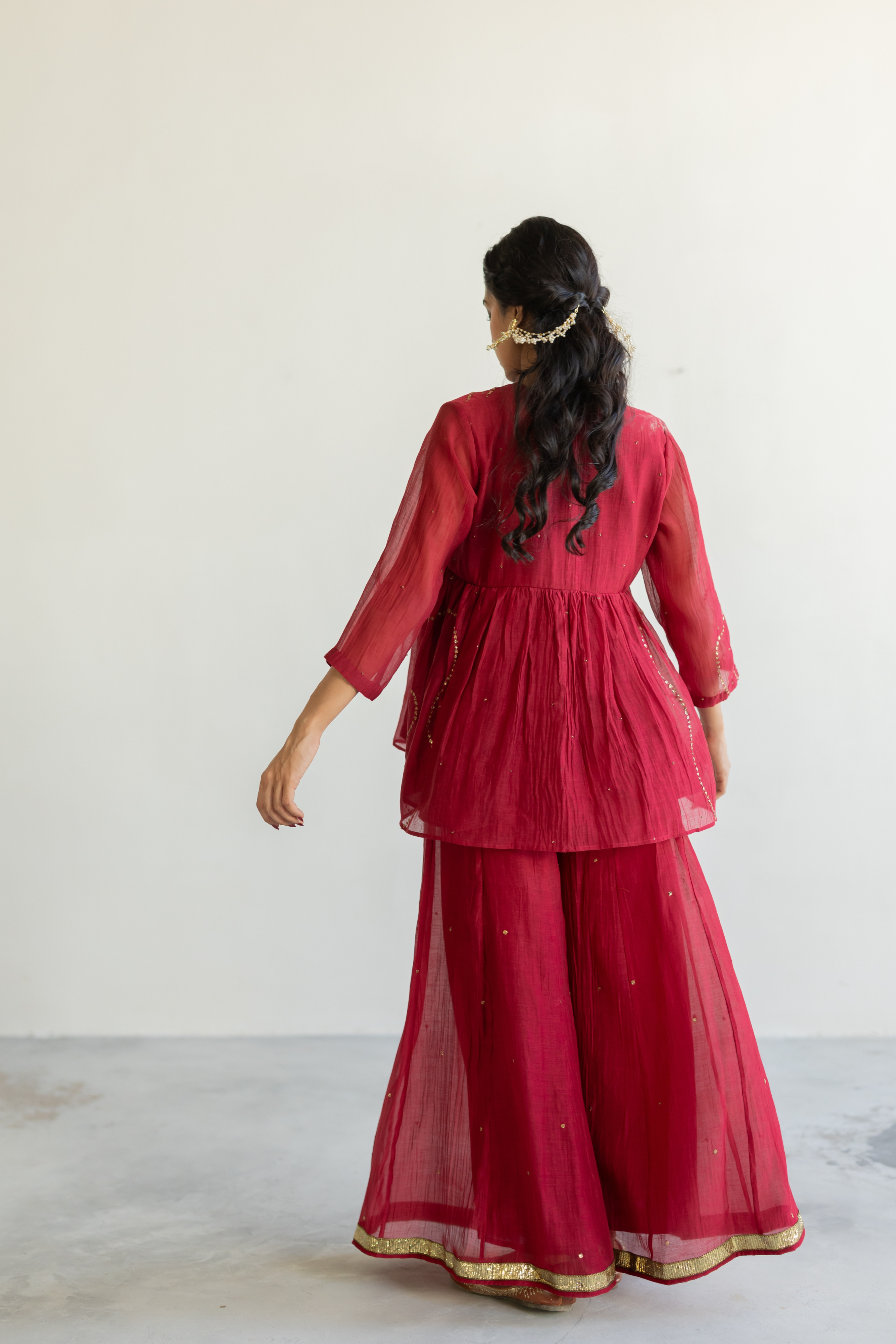 Red Nayab Gharara
