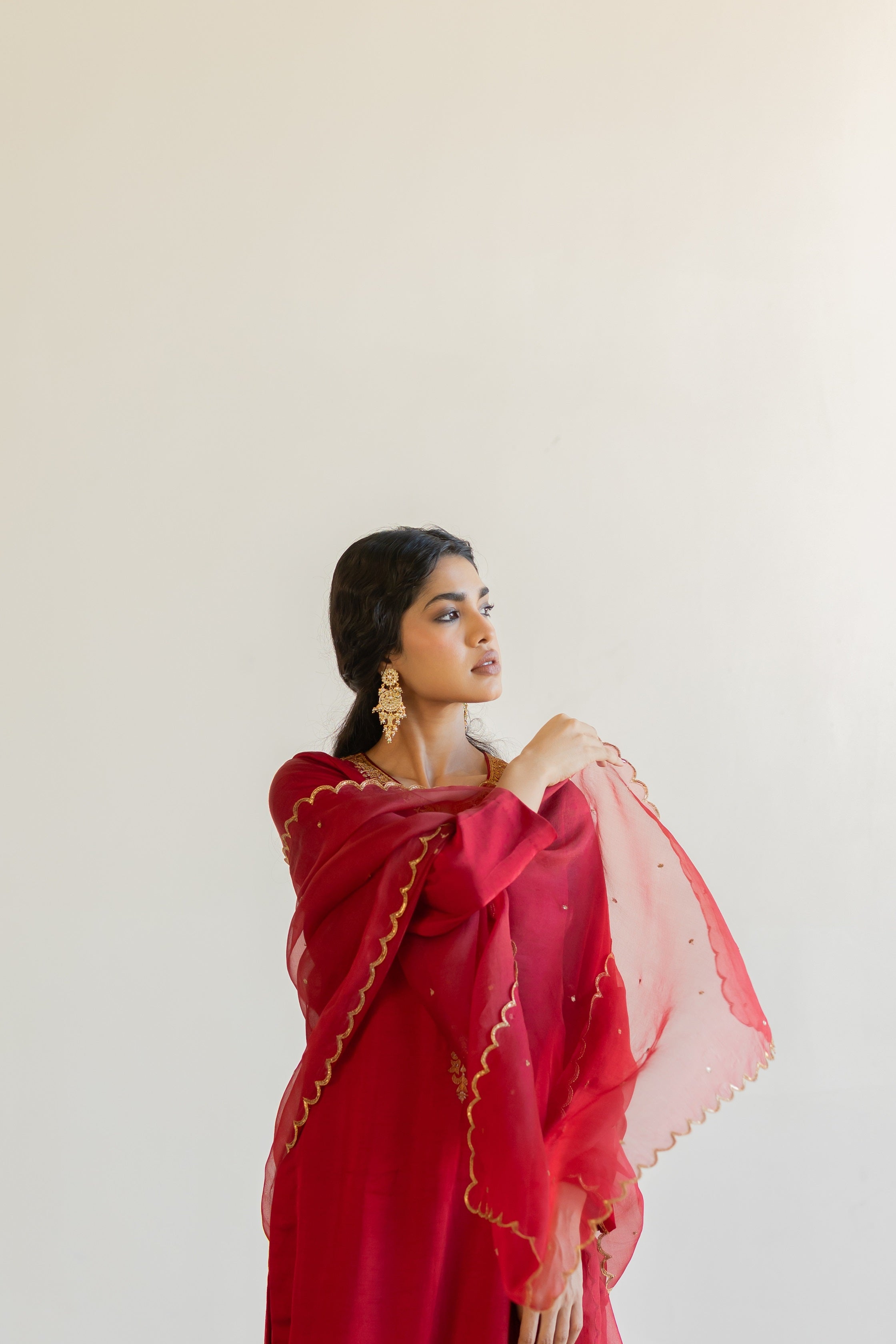 Red Ambar Kurta with Sitara odhani