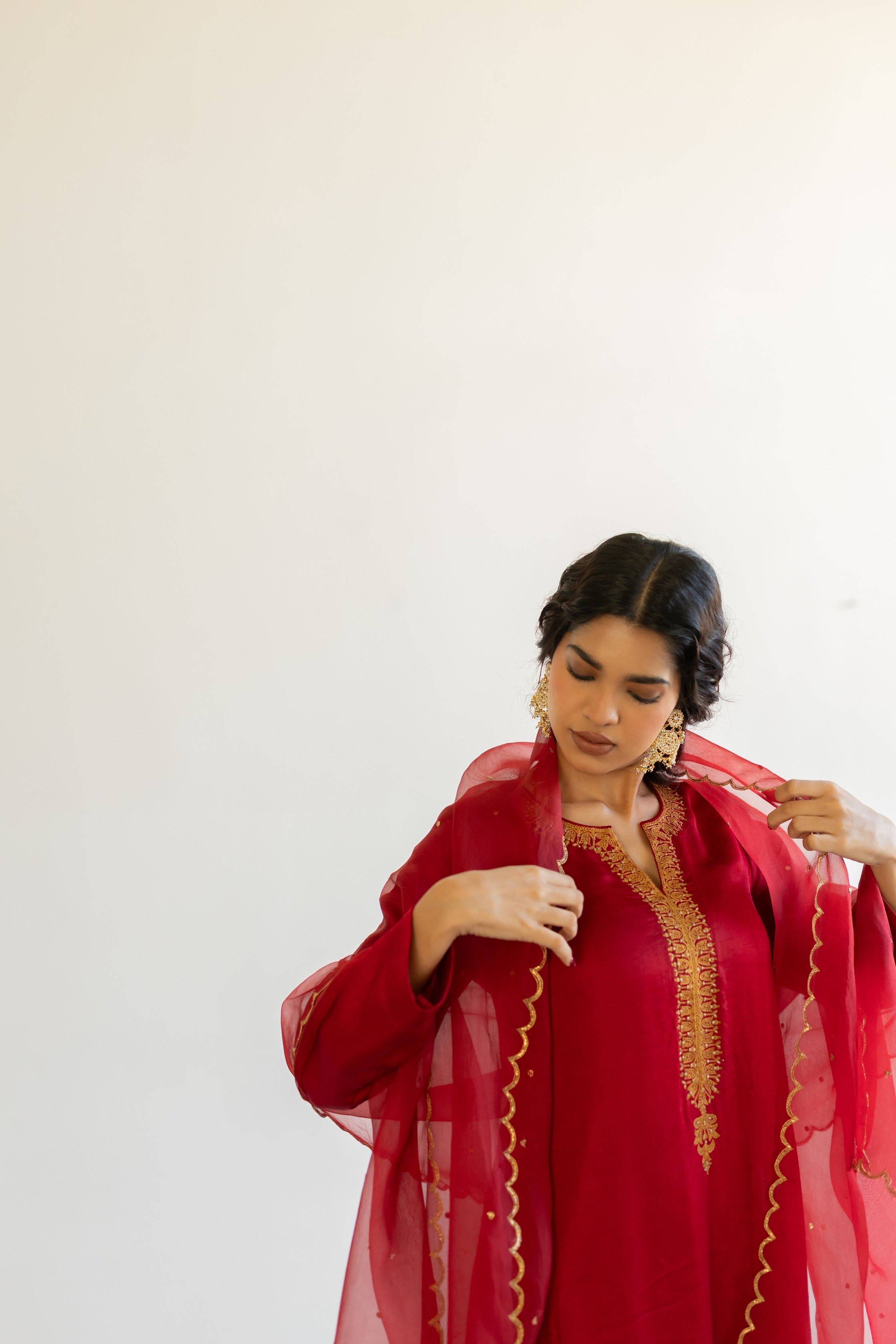 Red Ambar Kurta with Sitara odhani