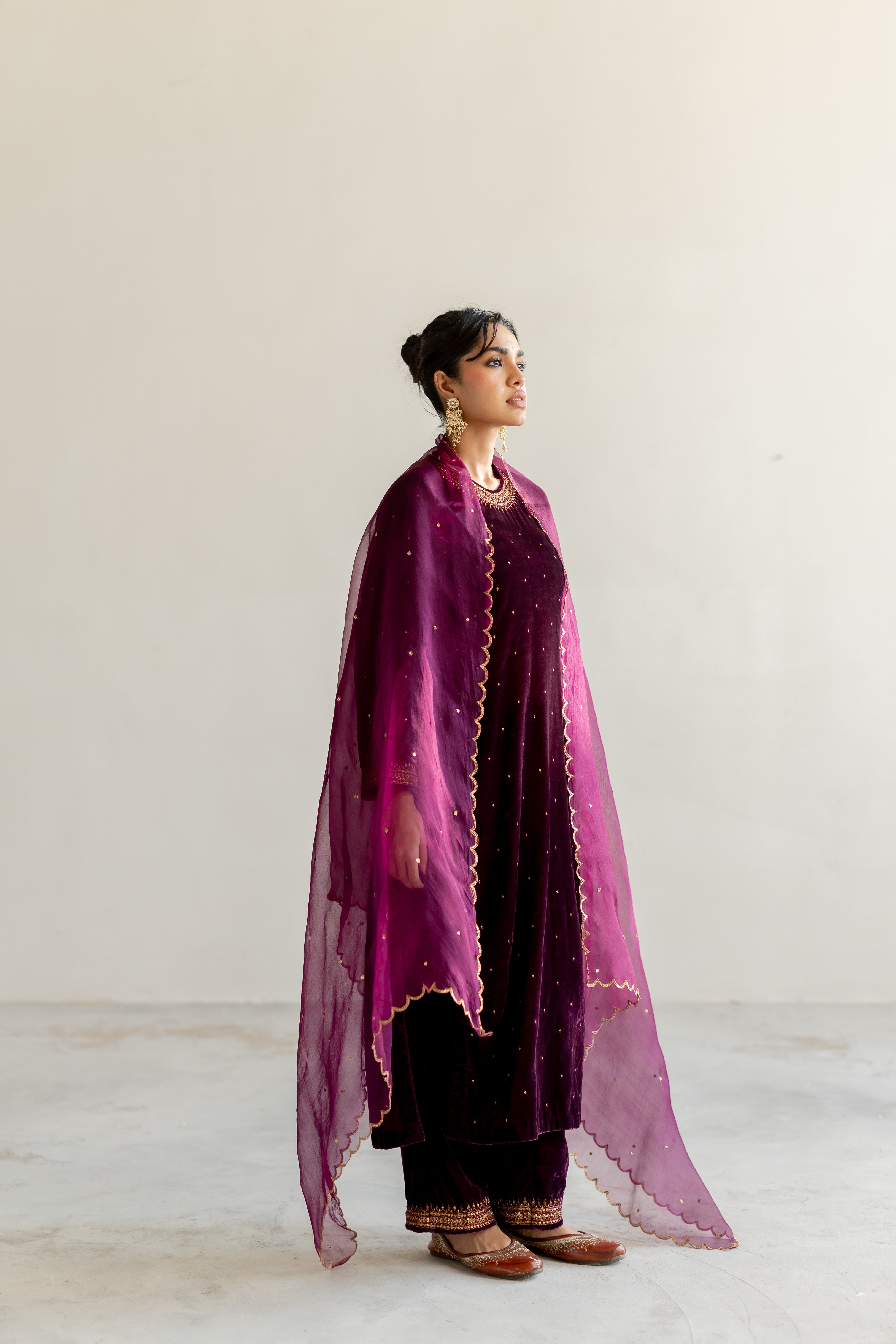Aubergine Arzin Kurta set with Sitara Odhani