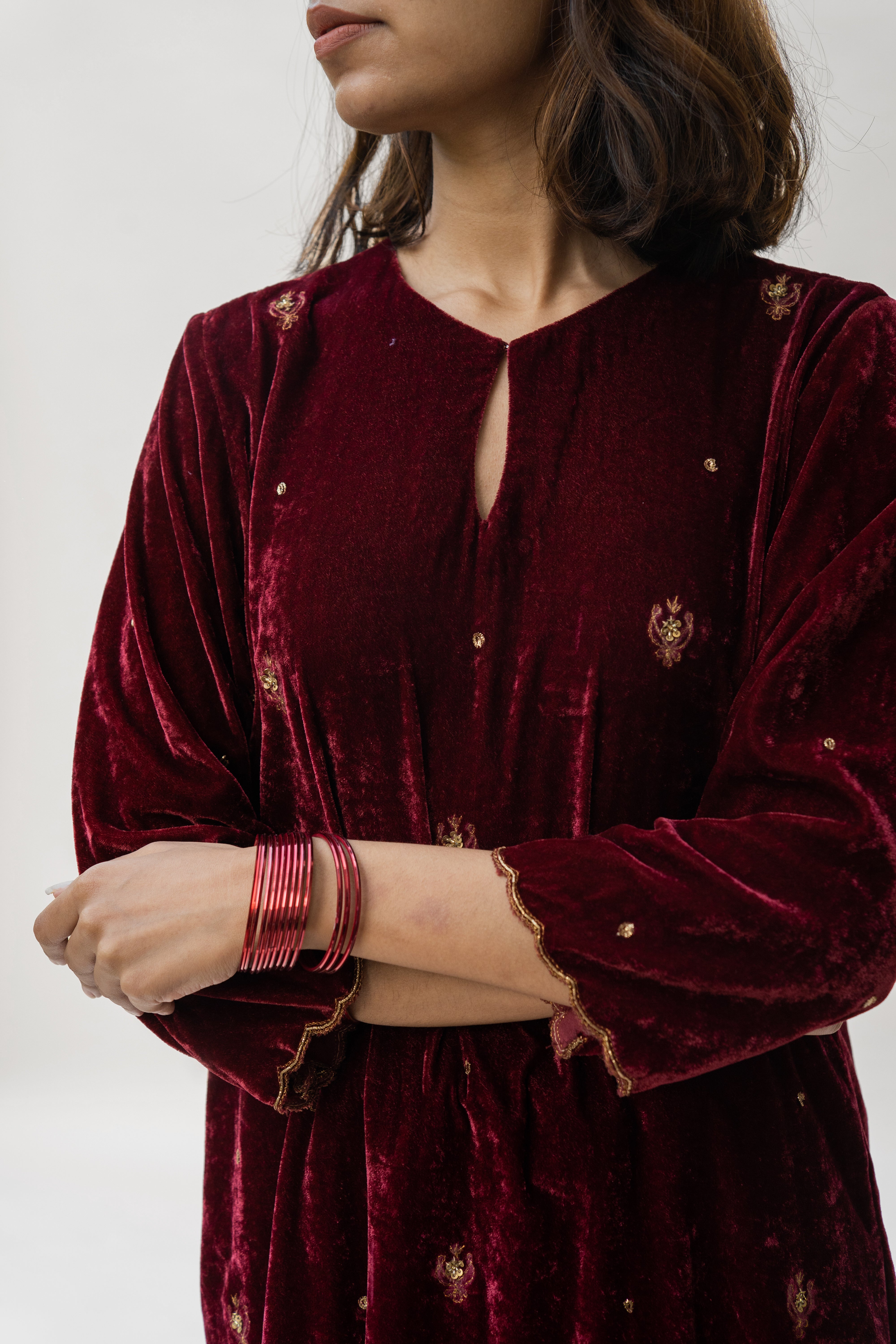 Noorah Velvet Kurta Set (set of 2)