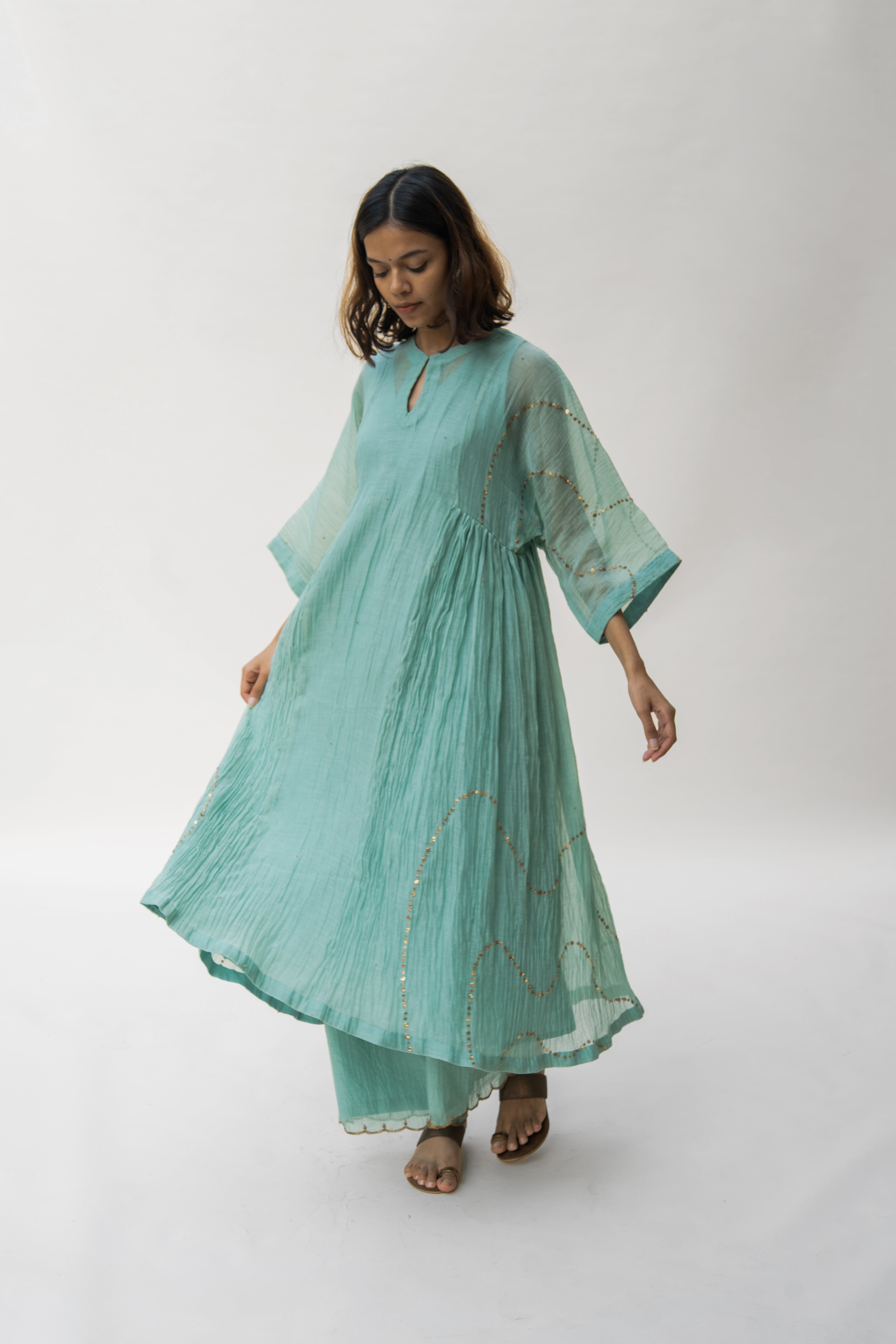 Shabnam Kurta And Izaar (Set of 2)