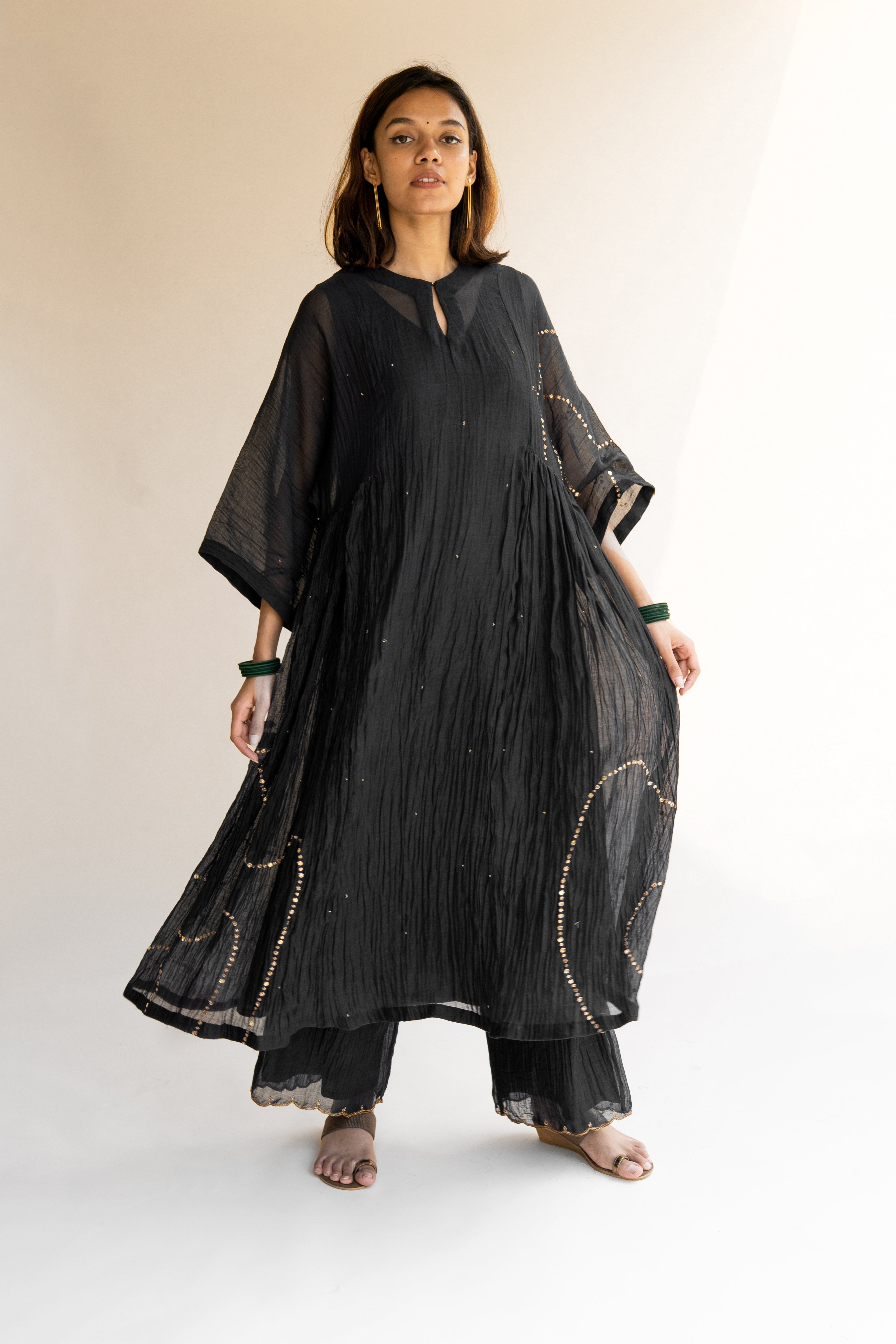 Shabnam Kurta And Izaar (Set of 2)