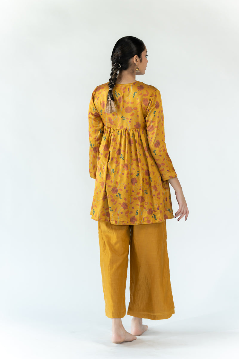 Shagufta Kurta Set - Mustard (Set of 2)