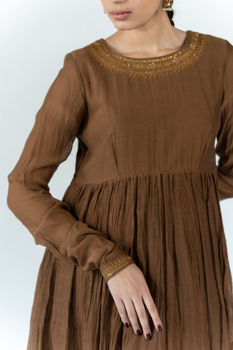 Sajida Jama - Vintage Brown