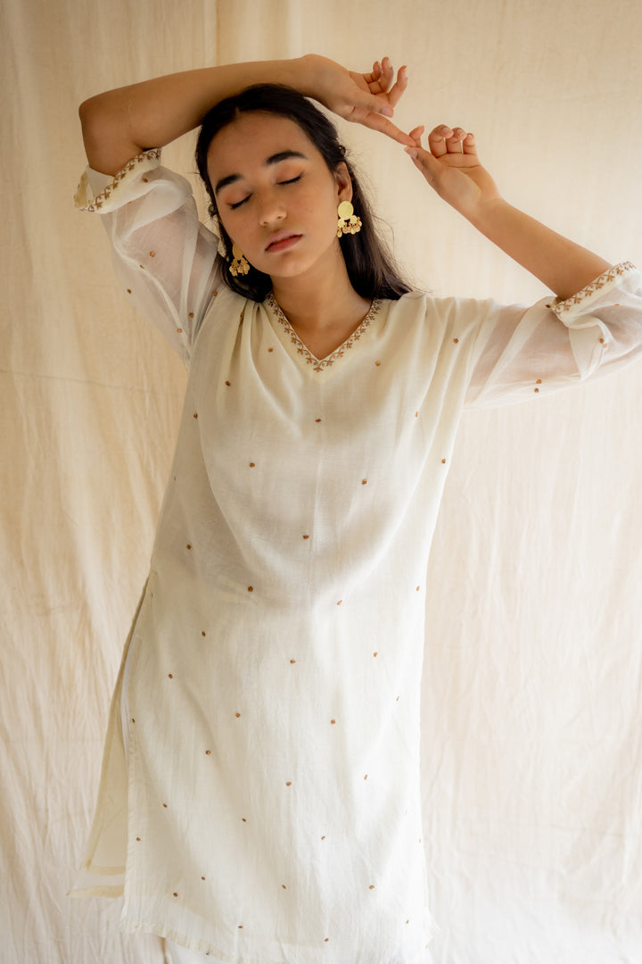 Ivory Baad Kurta Set