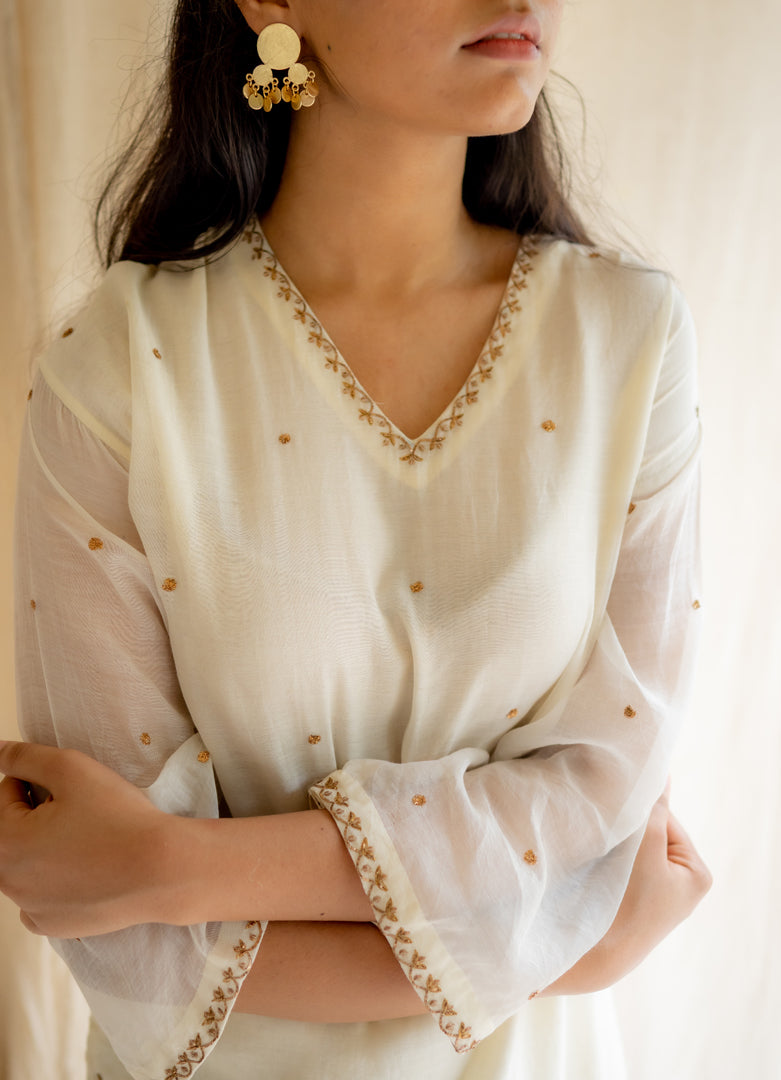 Ivory Baad Kurta Set