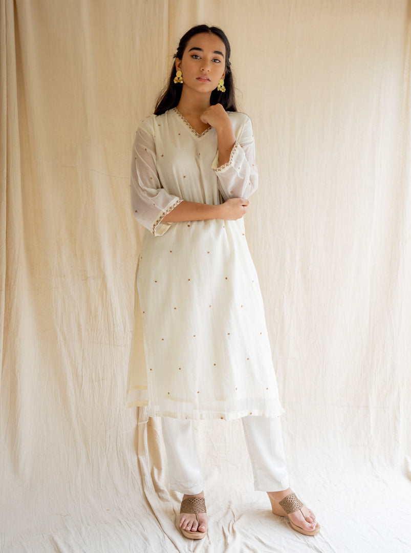 Ivory Baad Kurta Set