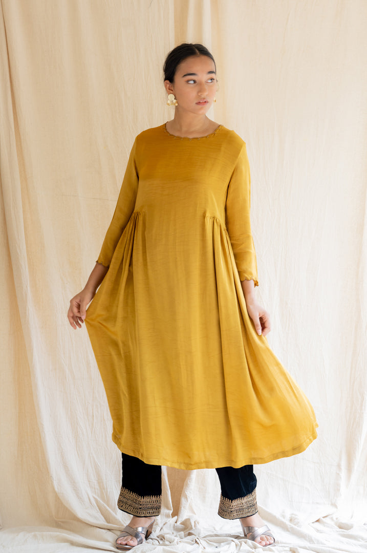 Mustard Taar Kurta