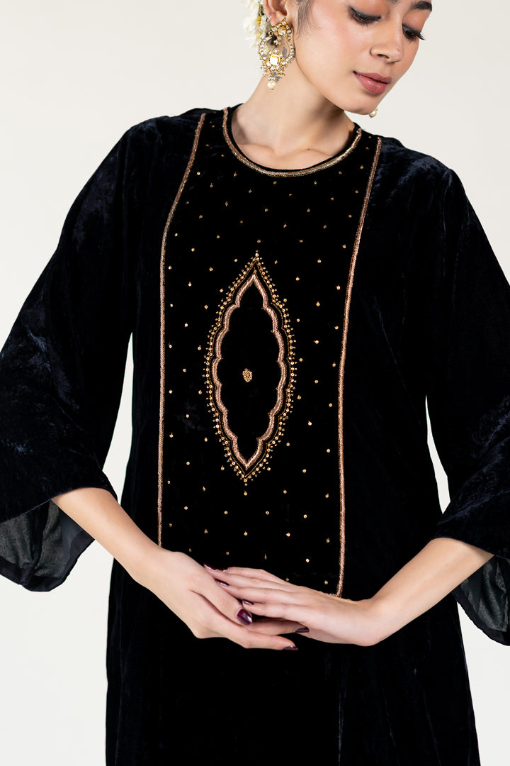 Black Naaz Kurta