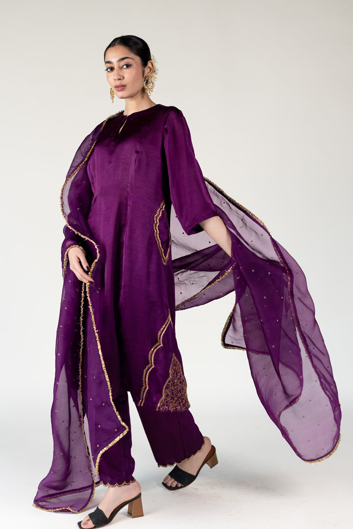 Aubergine Mehraab Kurta With Sitara Odhani