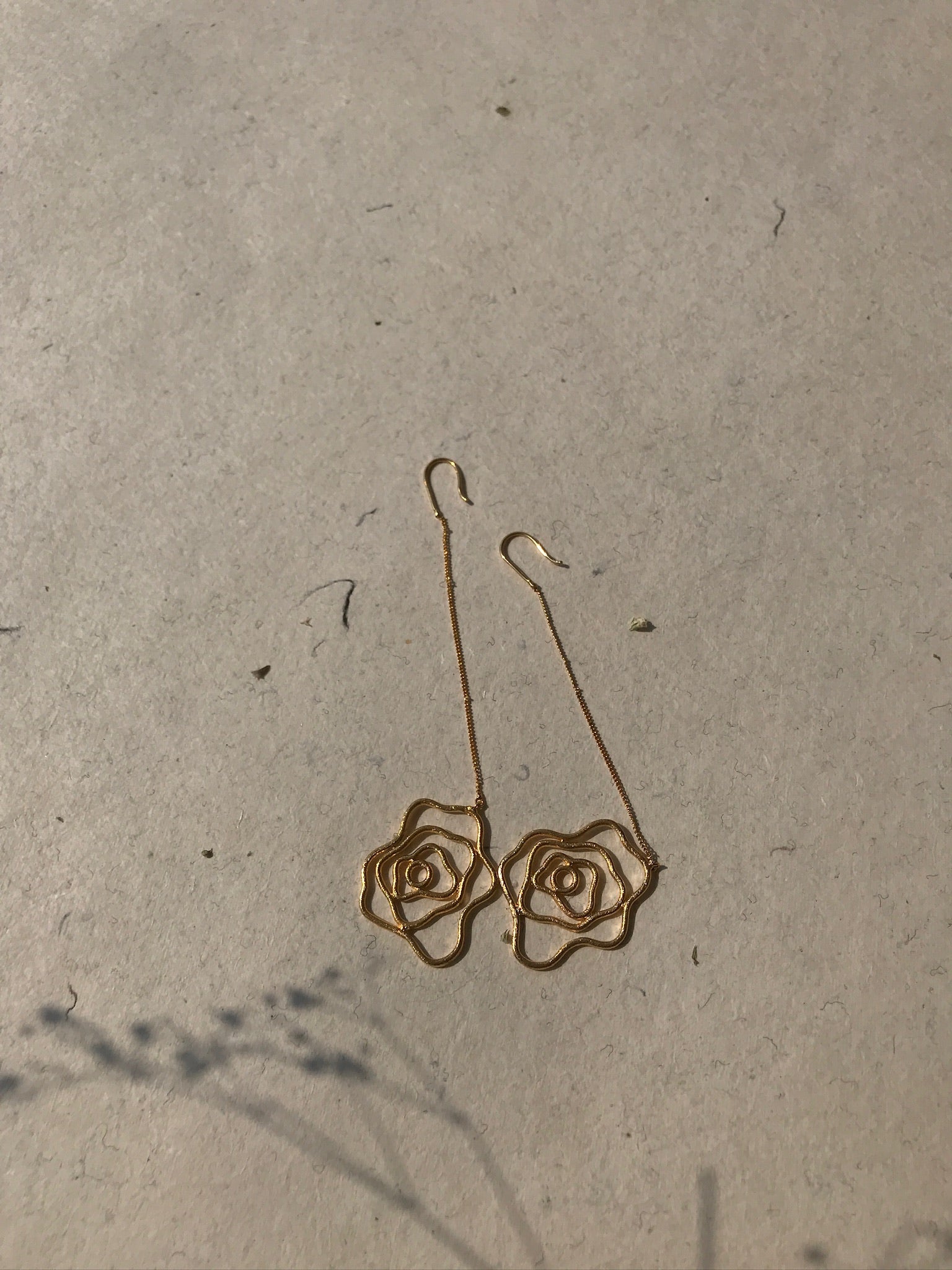 Dancing rose earrings