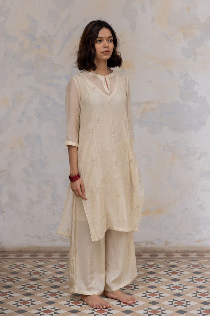 Ivory Rukmini Kurta Set