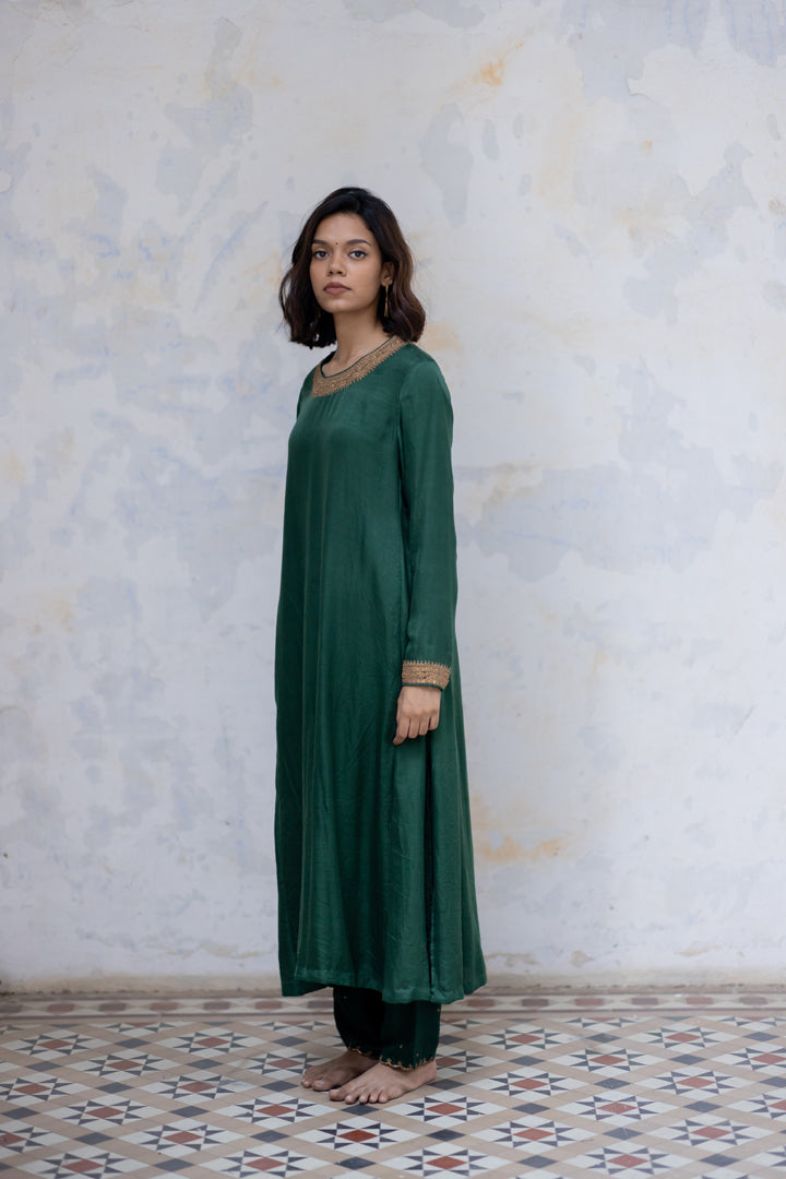 Emerald Zeenat Kurta Set (set of 2)