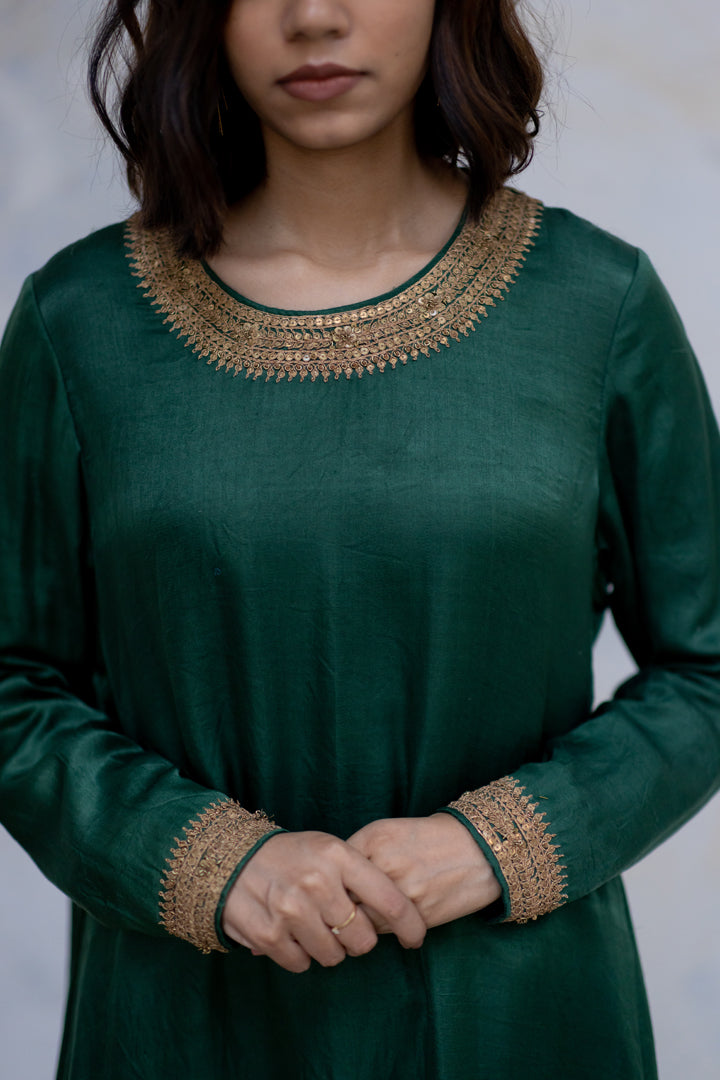 Emerald Zeenat Kurta Set (set of 2)