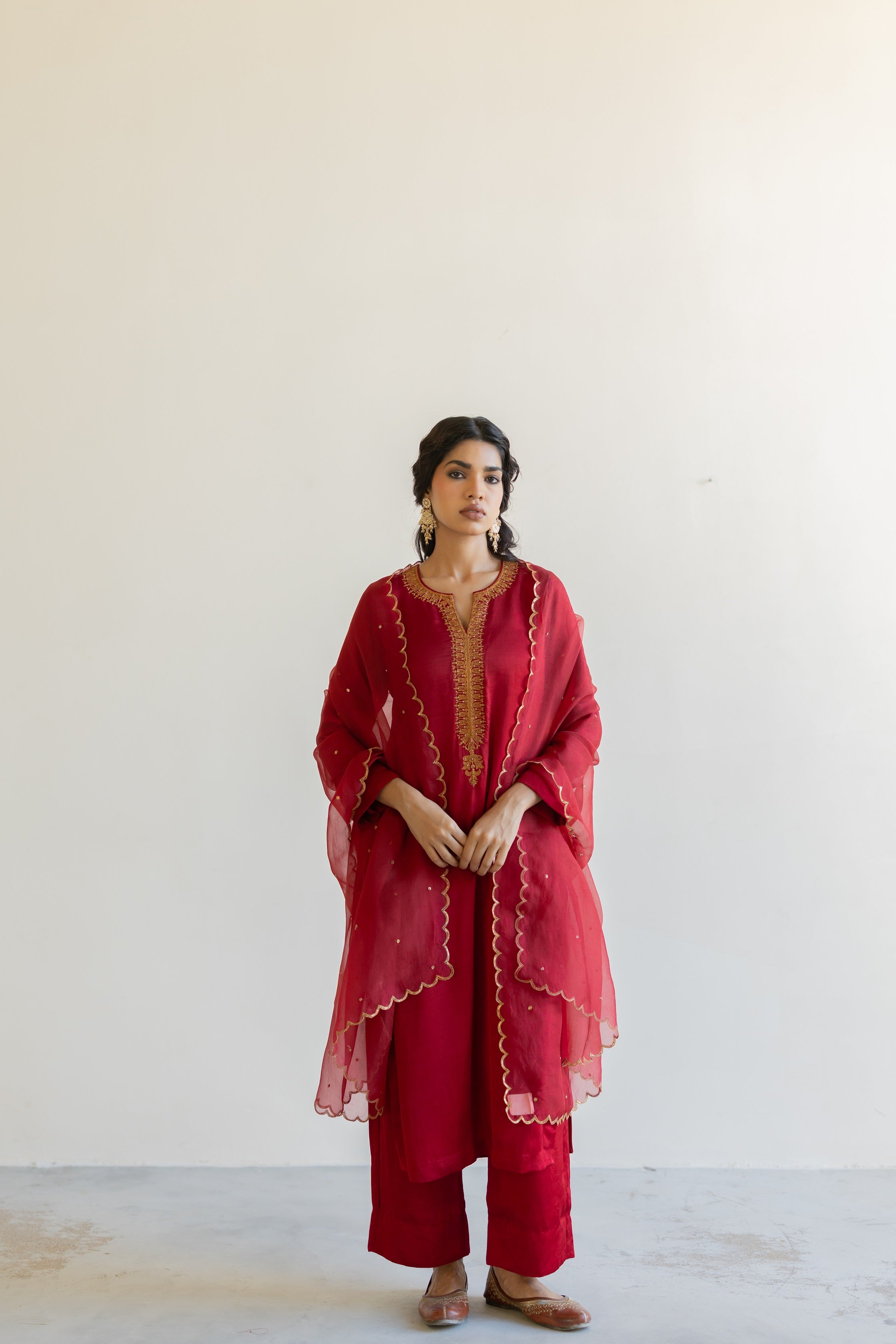 Red Ambar Kurta with Sitara odhani