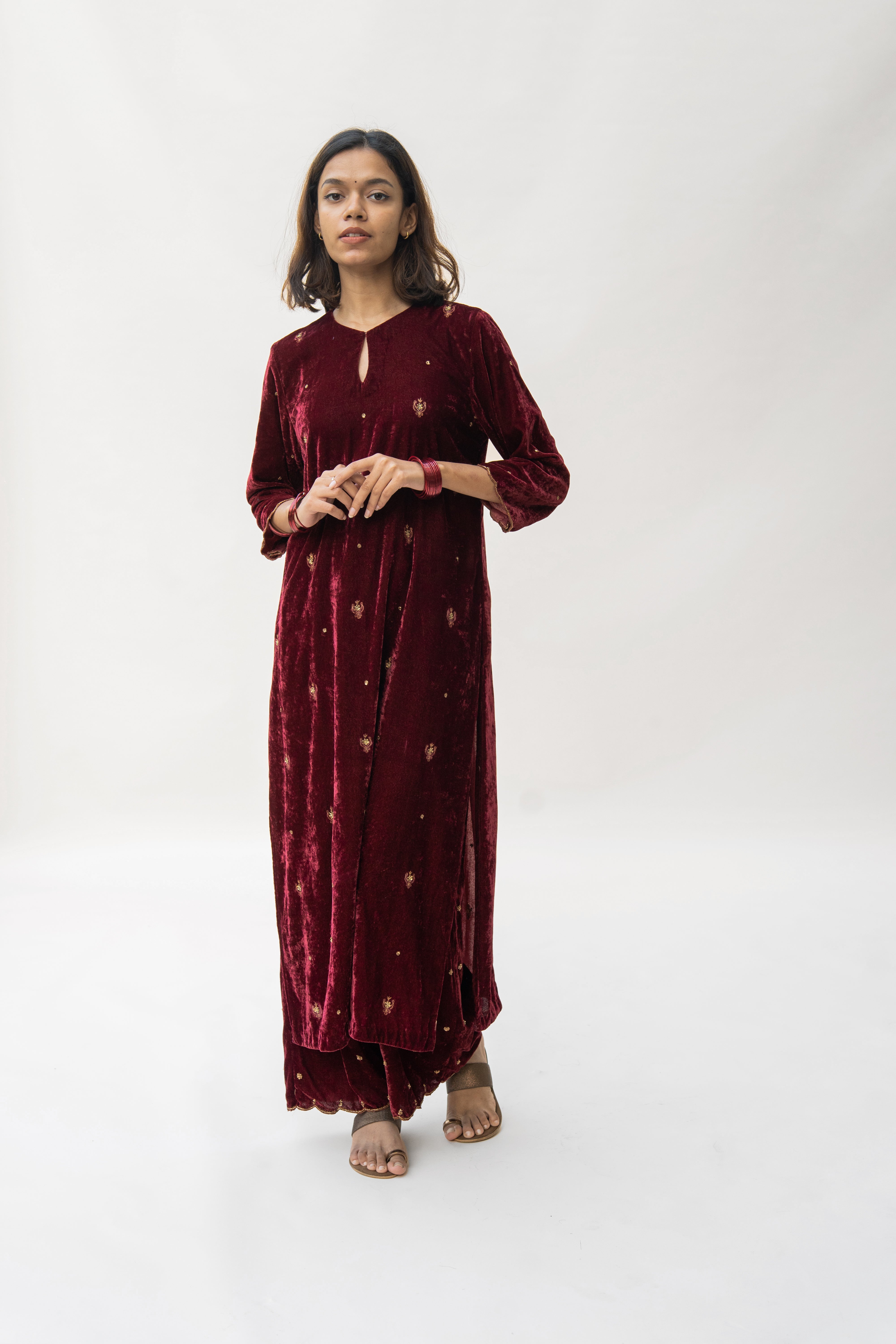 Maroon Noorah Velvet Kurta Set (set of 2)