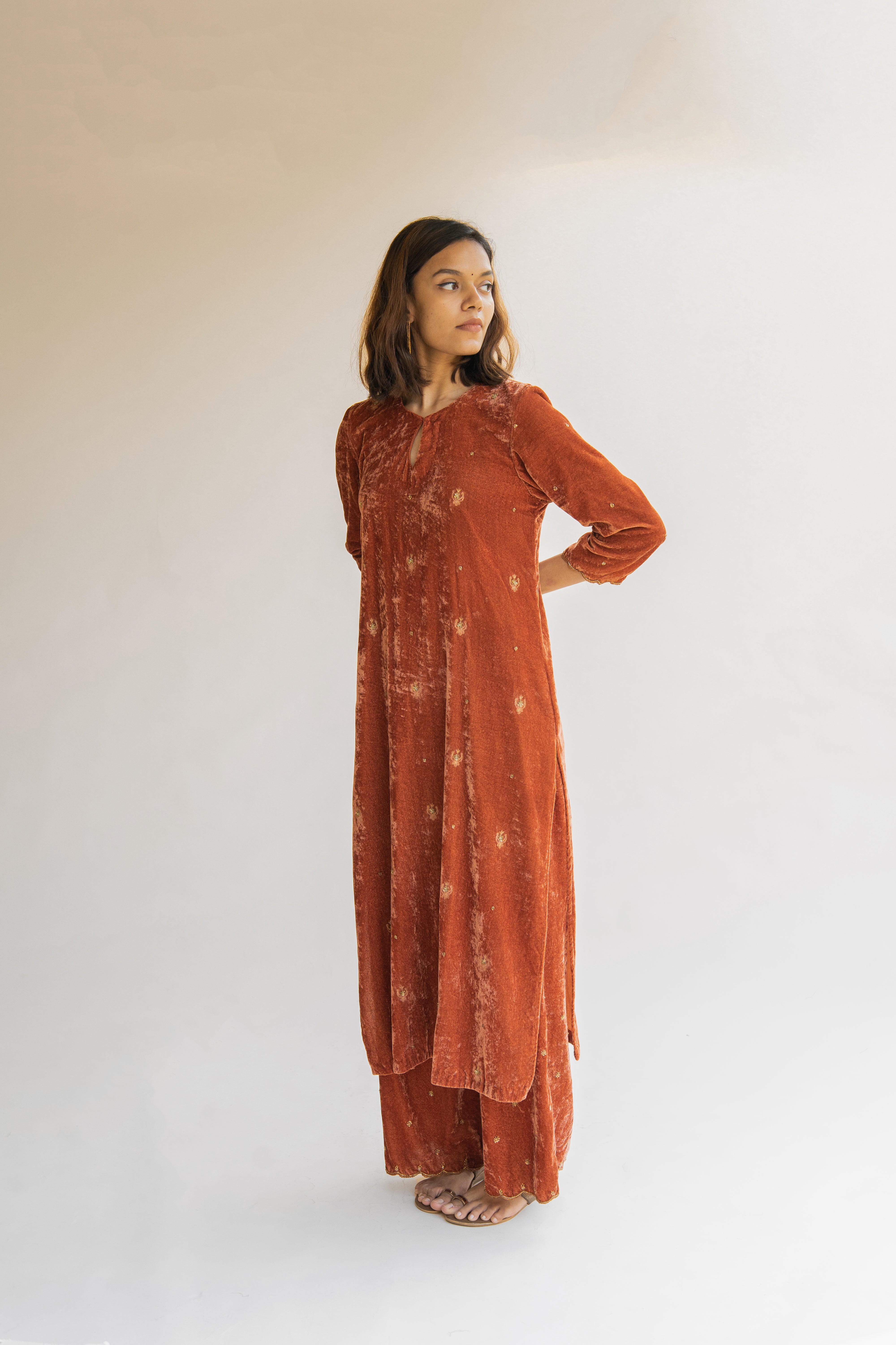 Rust Noorah Velvet Kurta (Set of 2)