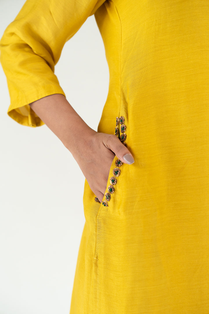 Yellow Gulzar Kurta (set of 2)