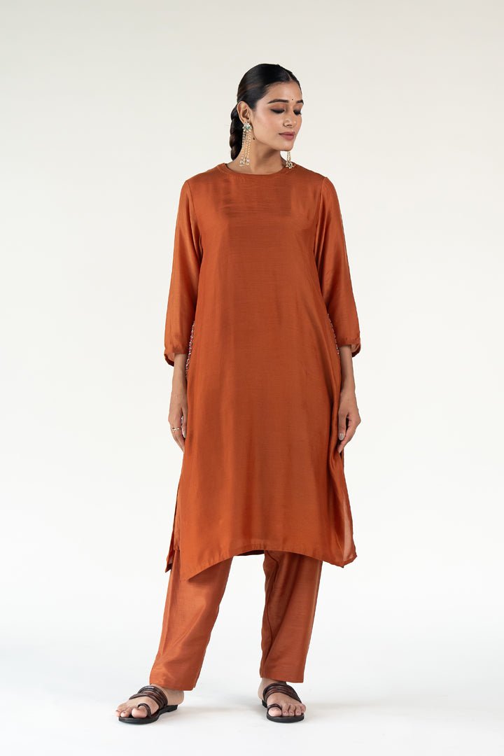 Gulzar Kurta (set of 2)