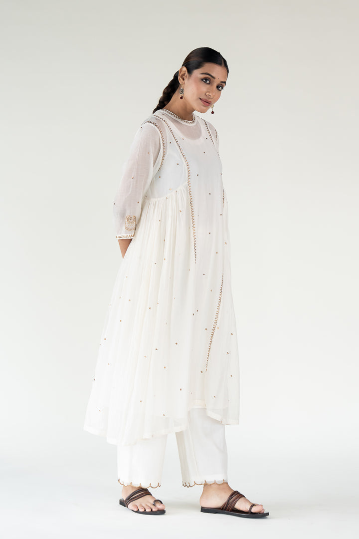 Ivory Baadal Kurta (set of 2)