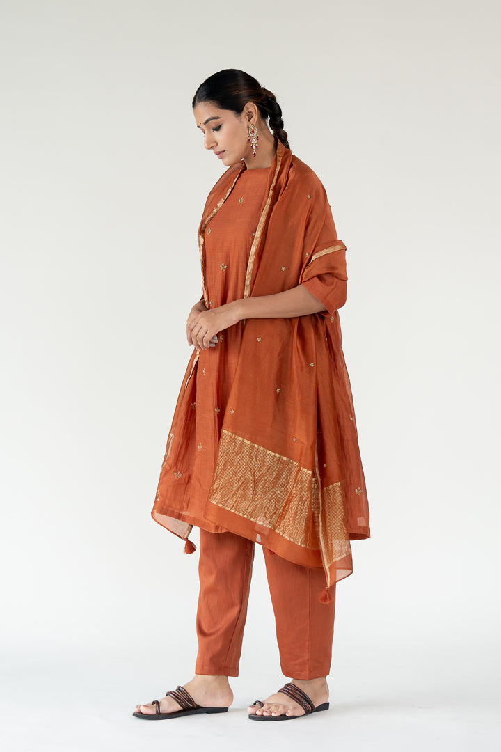 Rust Ekra Kurta (set of 3)