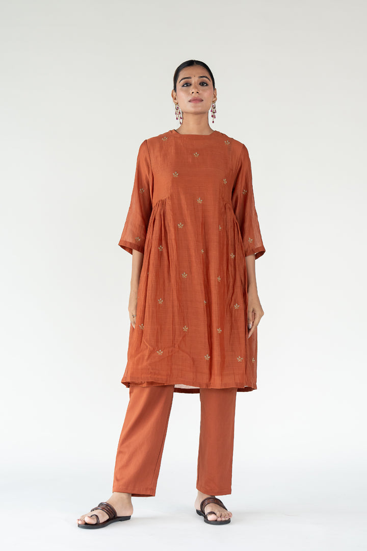 Rust Ekra Kurta (set of 2)