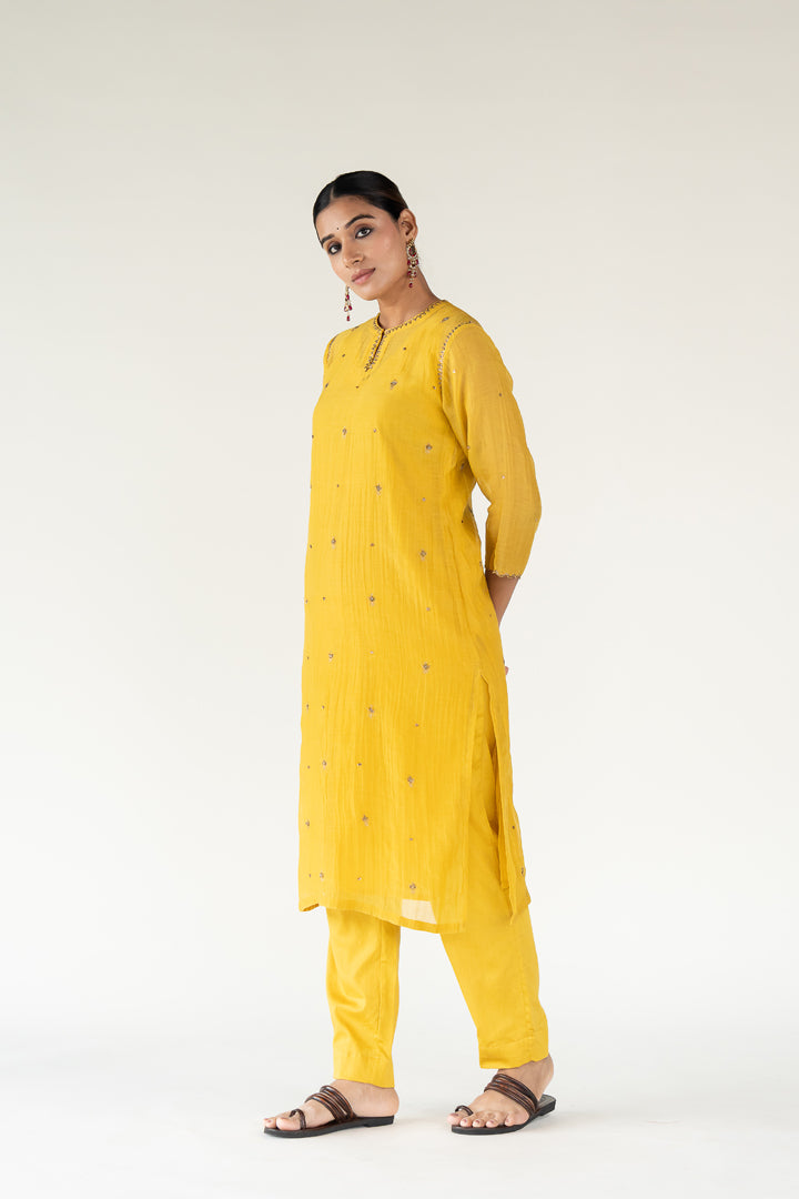 Yellow Chaand Kurta (set of 2)