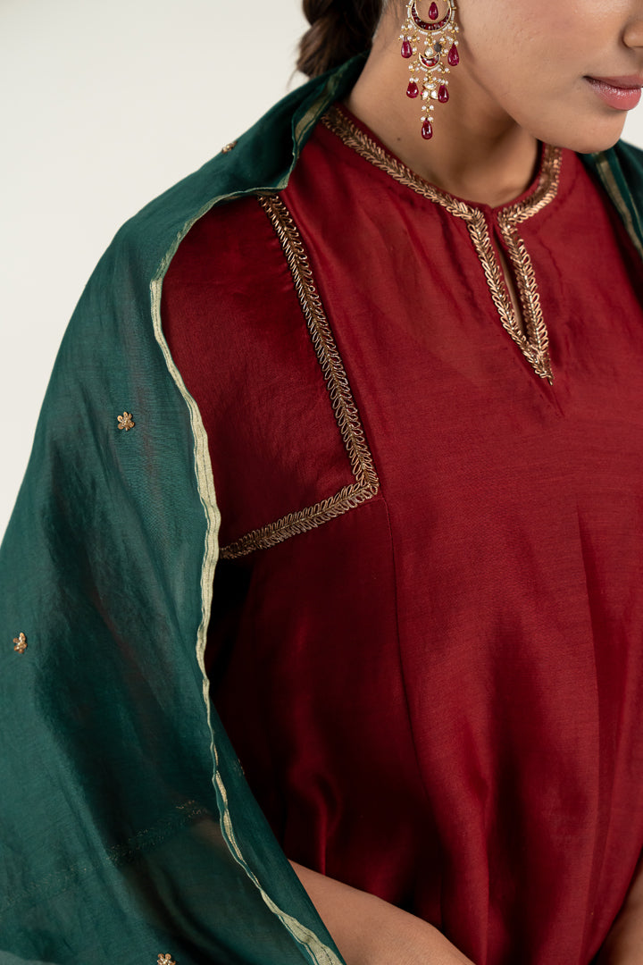 Maroon Zainab Kurta (set of 3)